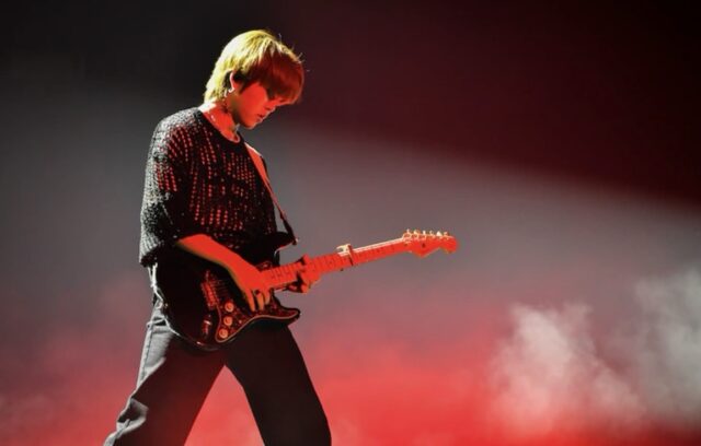 若井滉斗はギター上手い？レベルや腕前はどうなの？